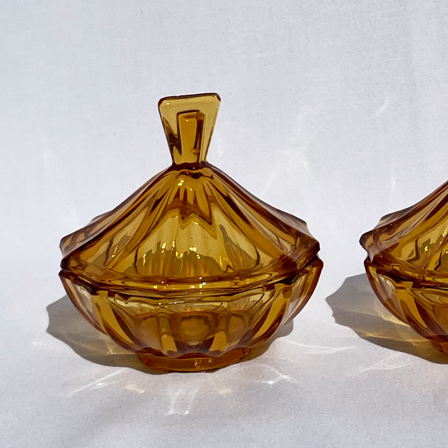 Deep auburn vintage trinket pot set